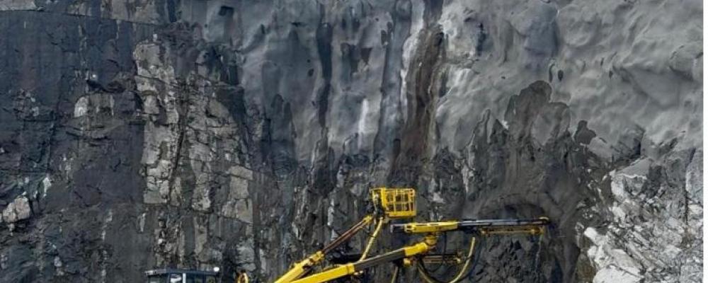 Blue Moon Metals sprängde nyligen ingången till gruvan i Repparfjorden. (Foto: Blue Moon Metals)