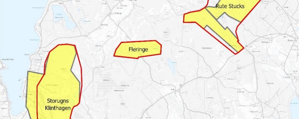 Karta som visar de utpekade riksintresseområdena. Tidigare områden markerat i gult och nya avgränsningar i rött. Karta: SGU