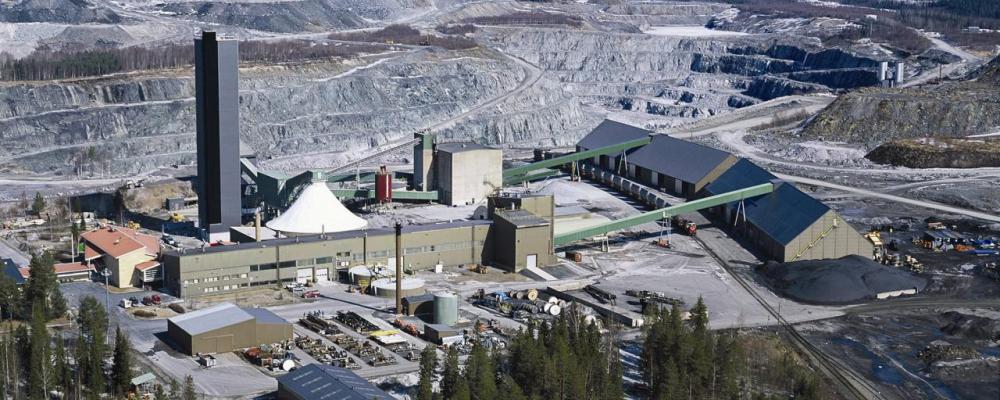 Elijärvigruvan i Kemi är EU:s enda kromgruva. I dag sker brytningen i en underjordsgruva ned till cirka 1 000 meters djup. Foto: Wikimedia. Kredit: Outokumpu.