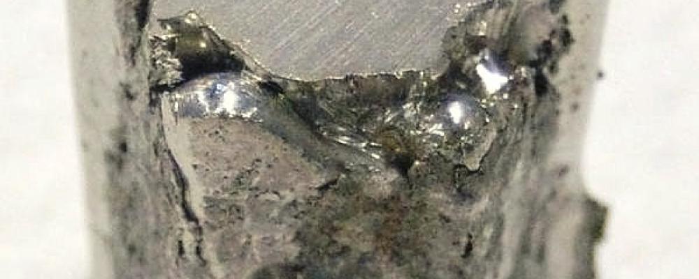 Nickel. Bild: Materialscientist/Wikimedia Commons