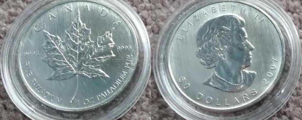 Högvärdiga mynt av palladium. Foto: Wikimedia Commons Lic. Kredit: Snd3054