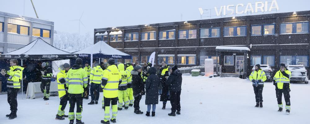 Bild från invigningen av de nya modulbyggnaderna i Kiruna. Pressbild.