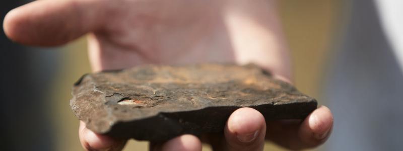 Andreas Hillergren/TT: En bit vanadin från en gruva utanför Hörby. Arkivbild.