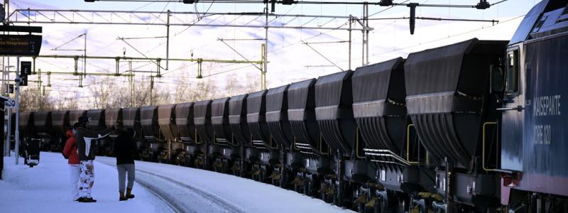 Janerik Henriksson/TT: Malmtåg på väg från Narvik till Luleå. Arkivbild.