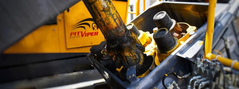 Epirocs Automatic Bit Changer vid en Pit Viper ovanjordsborrigg. Foto: Epiroc