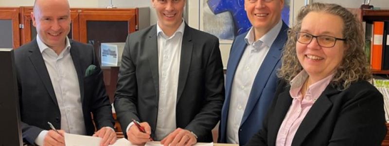 Sami Eronen, Carl Sahlin, Jouni Metsämäki och Ulla Spånberg. Foto: Ruuki