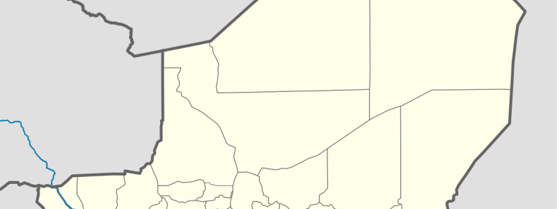 Imouraren är ett dagbrott beläget i Sahara med uppskattade reserver på 109,1 miljoner ton med låg uranhalt på omkring 0,06 procent. Karta: Carport/Wikimedia Commons