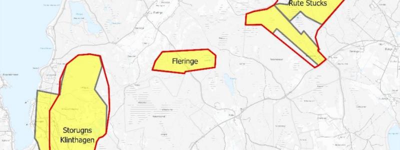 Karta som visar de utpekade riksintresseområdena. Tidigare områden markerat i gult och nya avgränsningar i rött. Karta: SGU