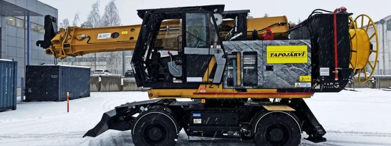 En ursprungligen dieseldriven maskin byggdes om till eldrift och autonom navigering med lösningen från Tammerfors universitet och Tapojärvi. Foto: Jussi Aaltonen, Tammerfors universitet.