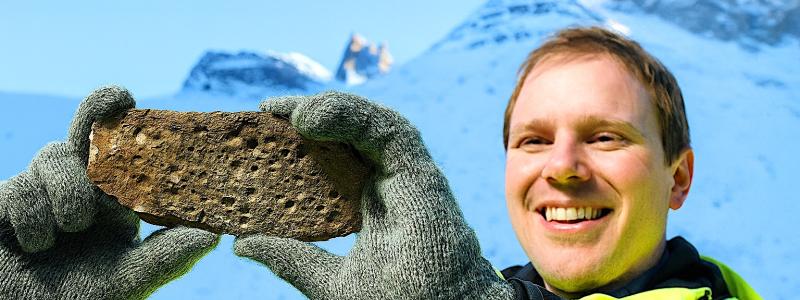 Geolog i arktisk miljö. Växande internationell efterfrågan och stigande geopolitiska spänningar har gjort grafit till en central del av den europeiska industripolitiken. Symbolbild:
Illustration: AI-genererad bild.
Upphovsrätt © Conventus