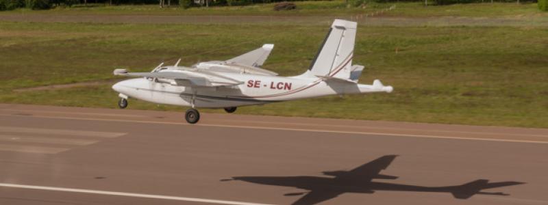 Då flygningarna utförs på låg höjd kräver de goda väderförhållanden.  Foto: Staffan Erlandsson/SGU