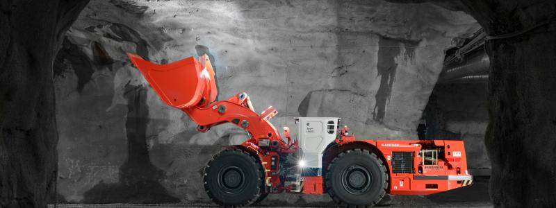 Efter gruvraset levererade lastaren tillbaka i närmast nyskick. - Genom att renovera istället för att ersätta med en ny maskin sparades både tid och resurser.