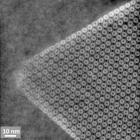 MOF bildar hålrum genom vilka andra molekyler kan cirkulera. Bild: Lingmei Liu et al./Wikimedia Commons