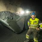 Exempel på finsk gruvdrift. Bilden har tagits i Pampalo-gruvan som ägs och drivs av Endomines Finland Oyj och utgör en central del i bolagets verksamhet i Finland. Gruvan ligger längs den så kallade Karelian Gold Line, ett guldbärande greenstone-bälte över cirka fyrtio kilometer i östra Finland, främst inom kommunen Ilomantsi. Endomines Verksamheten vid Pampalo omfattar både underjordsbrytning och dagbrottsdrift. Foto: Endomines