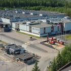 Sandviks fabrik i Finland. Nyligen lanserade Sandvik även teknikprogrammet DataDrive’31, en satsning värd 80 miljoner euro med målet att påskynda den digitala omställningen inom gruvindustrin genom datadriven forskning och produktutveckling. Sandviks långsiktiga engagemang i Finland uppmärksammades dessutom i november 2025, då Alexander Stubb, Finlands president, hedrade företaget för dess mångåriga investeringar och betydelse för den finländska industrin. Foto: Sandvik