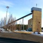 Anrikningsverket i Vuonos härstammar ursprungligen från Outokumpu Oy, som använde anläggningen för metallanrikning. Deponin för anrikningssand anlades 1971 och användes fram till 1986. Därefter har verksamheten haft flera ägare. Foto: Outokumpu