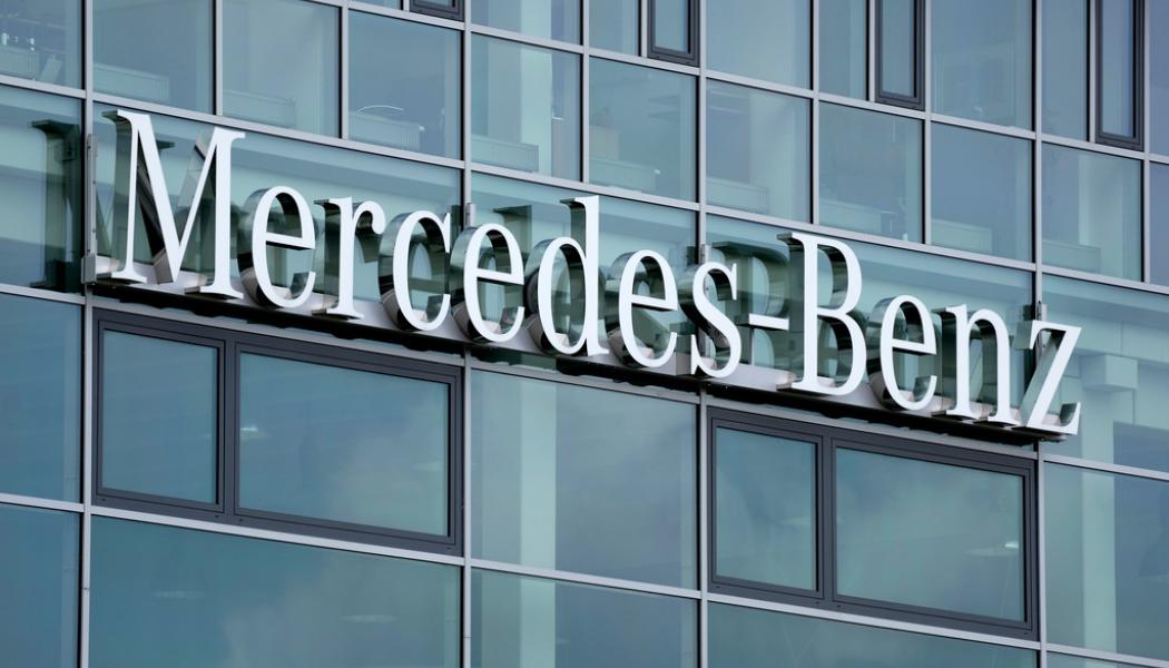 Michael Sohn AP/TT: Mercedes-Benz, en av investerarna som byggt upp H2 Green Steel, har tecknat ett avtal om leveranser av 50|000 ton grönt stål per år. Arkivbild
