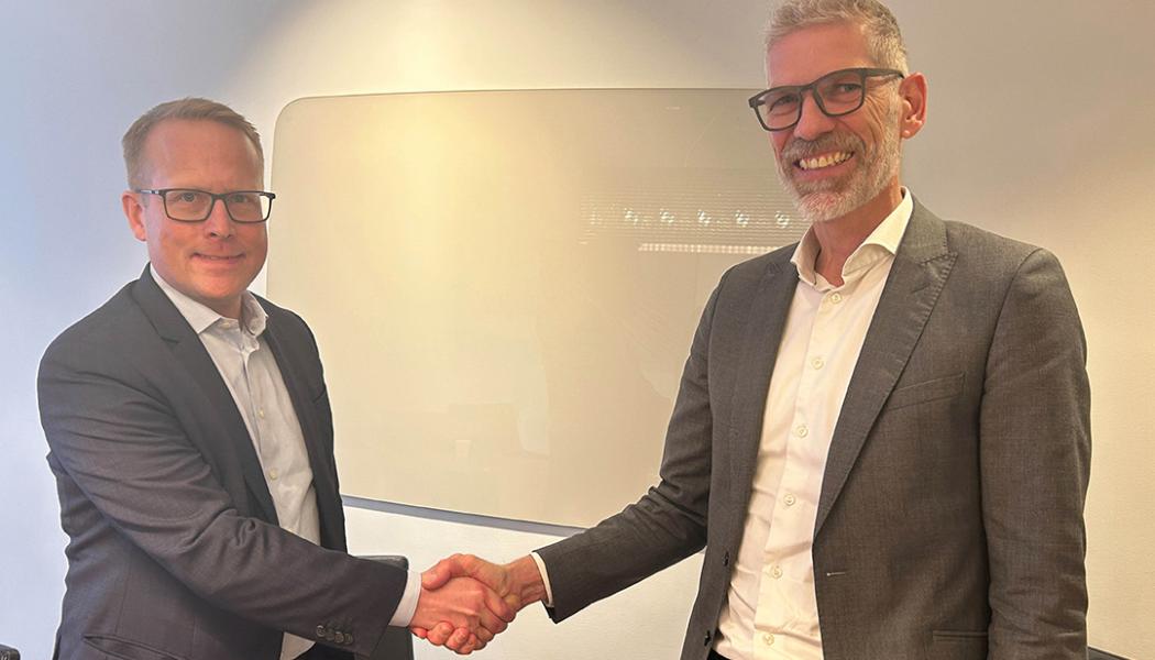 Nicholas Källsäter och Matthijs van der Schoot, vd för FNSteel. Foto: Saiva Zalkalns