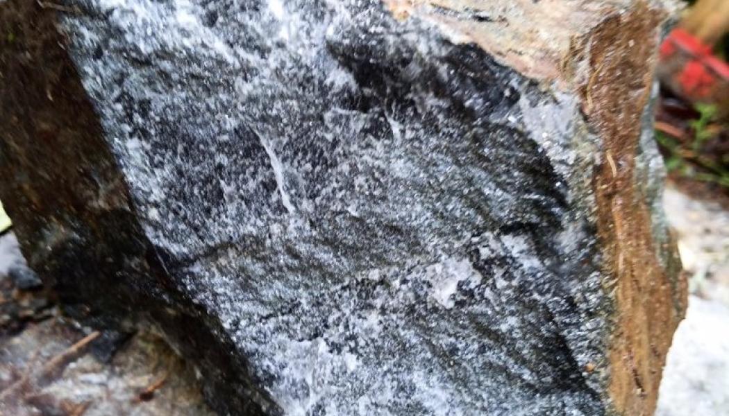 Kärnborrningen kommer i första hand bestå av relativt korta hål för att ge en bild av fyndighetens geologi och utsträckning. Foto: Lappland Guldprospektering