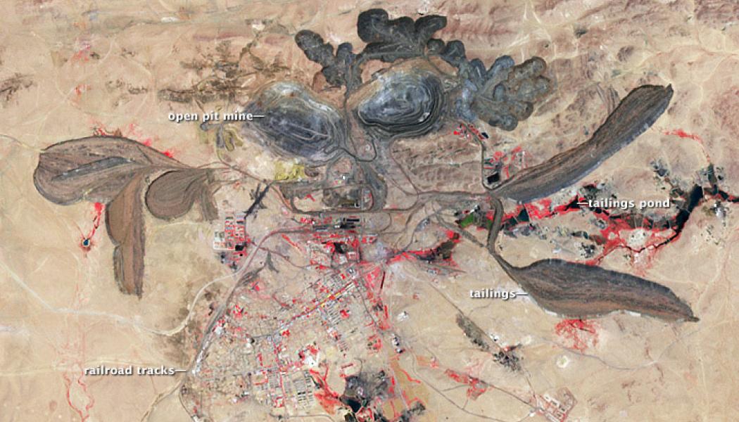 Gruvan Baiyun Ebo som ligger i Inre Mongoliet, en av Kinas norra regioner som gränsar till både Mongoliet och Ryssland, står för omkring hälften av världsproduktionen av sällsynta jordartsmetaller, enligt Mining. Foto: Nasa/Wikimedia Commons 