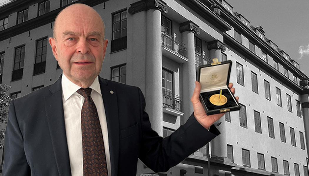 Bo-Erik Pers, tidigare vd på Jernkontoret, har tilldelats brukssocietetens finaste belöningstecken, Jernkontorets stora medalj i guld, till förtjänta personer inom den svenska bergshanteringen. Foto: Jernkontoret