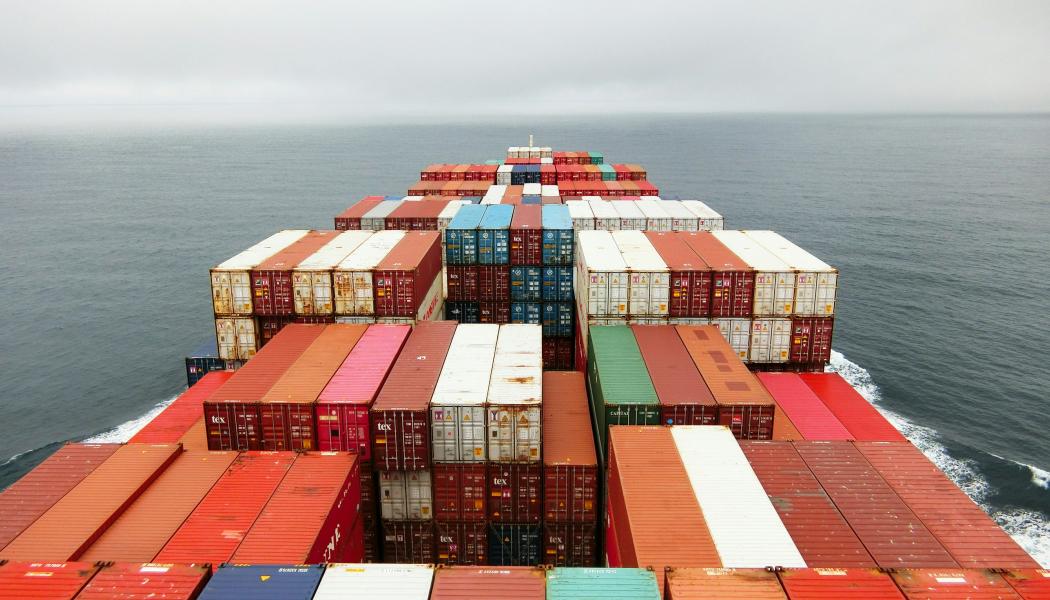 Europaparlamentet ger grönt ljus till tullagstiftning. Foto: rinson chory / unsplash
