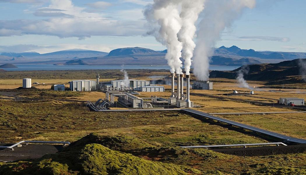 Geotermisk kraftstation på Island. Foto: Wikimedia Commons