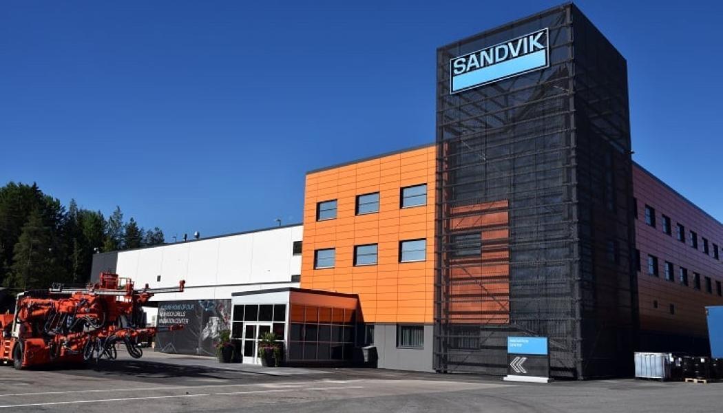 Sandviks testanläggning i Tammerfors. Här testas autonom borrutrustning i gruvan under Finlands tredje största stad. Foto: Sandvik
