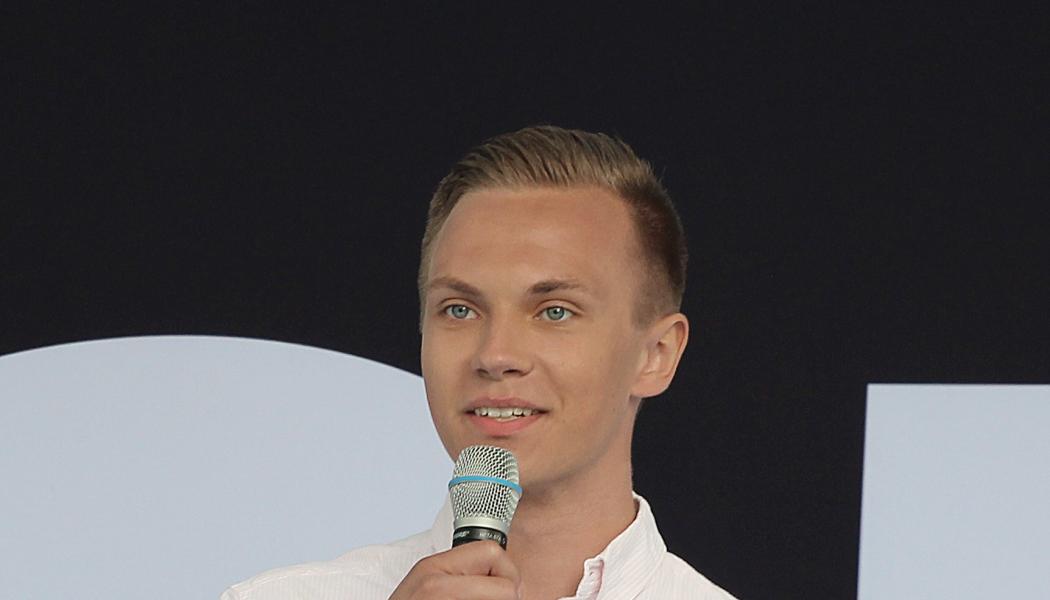 Tobias Andersson (SD) uran-talar. Bild: Politikerveckan Almedalen CC BY-SA 2.0