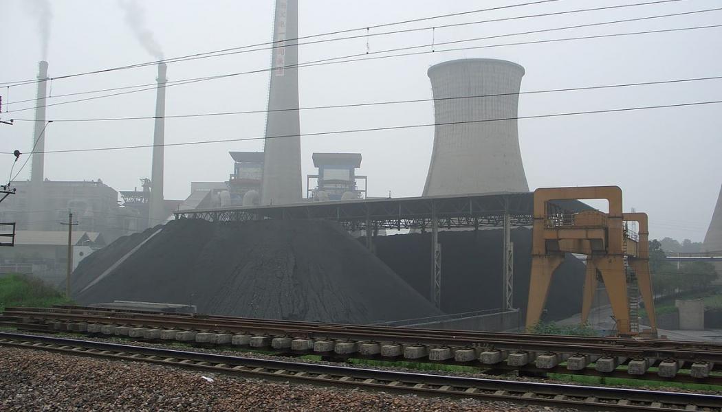 Kolkraftverk i Kina. Foto: Tobixen/Wikimedia Commons