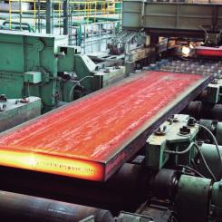 Ett uppgraderat rullager för valsverk visas upp på mässan. Foto: SKF