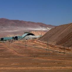 Escondida i Chile är världens största gruva. Foto: Bpierreb/Wikimedia Commons