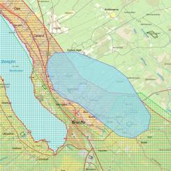 Överlappande riksintresseanspråk omkring Brunflo. Riksintresse (RI) Kulturmiljövård i rött, RI Friluftsliv i ljusgrönt, RI Naturvård i mörkgrönt. RI för fyndigheten Brunflo i blått. Karta: SGU