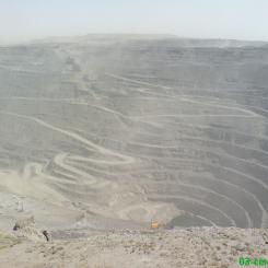 Muruntau-gruvan i Uzbekistan, den näst största guldgruvan i världen. Foto: Carpodacus/Wikimedia Commons