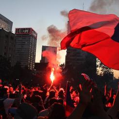 Demonstrationer i Chiles huvudstad Santiago. ​​​​​​​Bild: José Miguel Cordero Carvacho/Wikimedia Commons