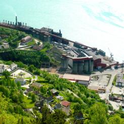 Smältverk i Norge där Eramet har tre anläggningar. Foto: David40226543_0/Wikimedia Commons