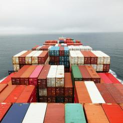 Europaparlamentet ger grönt ljus till tullagstiftning. Foto: rinson chory / unsplash