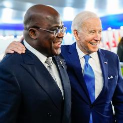 Felix Tshisekedi, president i Kongo-Kinshasa, med USA:s president Joe Biden. Foto: Wikimedia Commons