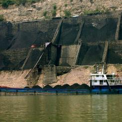 Transport av kol i Kina. Foto: Rob Loftis by Dave606/Wikimedia Commons