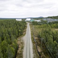 Förra året inleddes rivningsarbeten i den underjordiska delen av Pahtavaaras gruva, och dessa är nu avslutade. Dessutom har pumpningen och avvattningen av gruvan och dagbrottet upphört, vilket gör att de långsamt fylls med vatten. Rupert Finland har nu ansökt om en femtonårig förlängning av gruvtillståndet: Foto: Rupert Resources