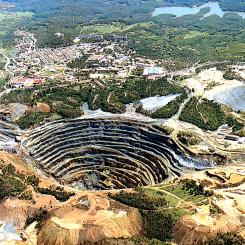 Spansk gruvdrift i området Cuenca Minera de Riotinto-Nerva. Foto: Wikipedia Commons Lic. Kredit: Junta Informa